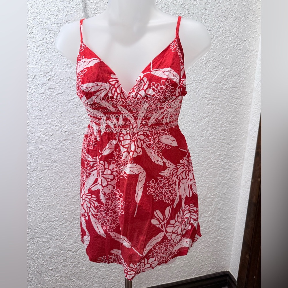 Red Floral Spaghetti Strap Camisole - Picture 4 of 12